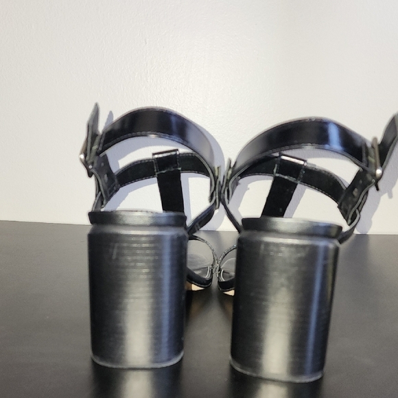 Vince Camuto Black Block Heel Sandals - Picture 3 of 13